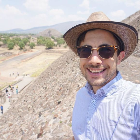 Meet your Posher, Kevin - Picture 1 of 1